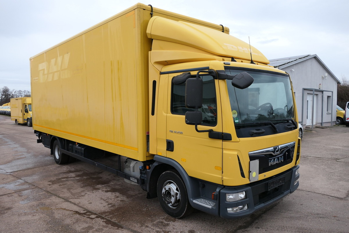 MAN TGL 12.250 LBW AHK Klima - Camión caja cerrada: foto 2 MAN TGL 12.250 LBW AHK Klima - Camión caja cerrada: foto 2