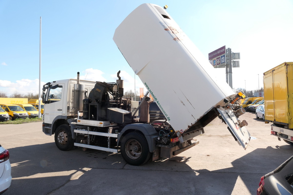 MERCEDES-BENZ Atego 1518 LKO 4x2 - Barredora vial: foto 1 MERCEDES-BENZ Atego 1518 LKO 4x2 - Barredora vial: foto 1