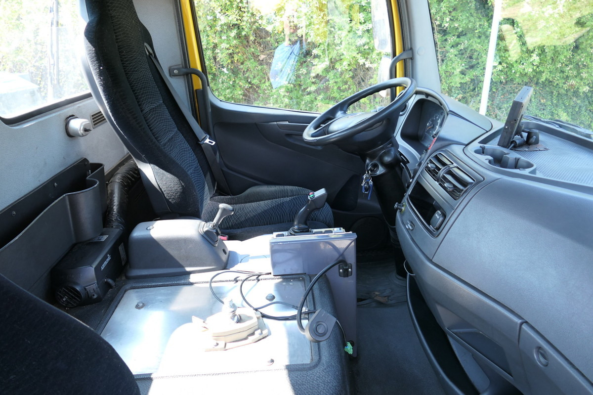 Camión portacontenedore/ Intercambiable MERCEDES-BENZ KAMAG WBH 25 Wiesel Sattelkupplung Umsetzfahrz.: foto 9