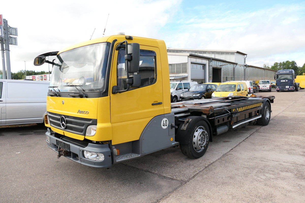 MERCEDES-BENZ KAMAG WBH 25 Wiesel Terberg Umsetzfahrz. Sattelk - Camión portacontenedore/ Intercambiable: foto 3 MERCEDES-BENZ KAMAG WBH 25 Wiesel Terberg Umsetzfahrz. Sattelk - Camión portacontenedore/ Intercambiable: foto 3
