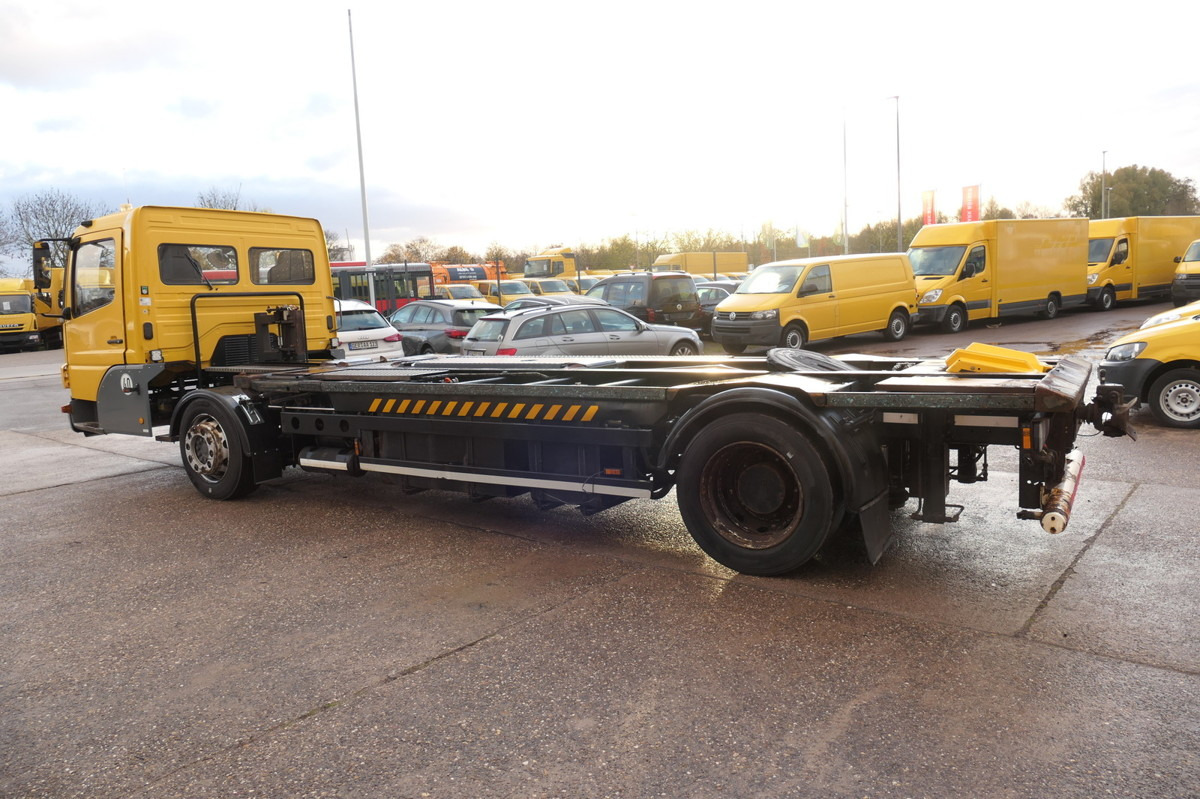 MERCEDES-BENZ KAMAG WBH 25 Wiesel Terberg Umsetzfahrz. Sattelk - Camión portacontenedore/ Intercambiable: foto 5 MERCEDES-BENZ KAMAG WBH 25 Wiesel Terberg Umsetzfahrz. Sattelk - Camión portacontenedore/ Intercambiable: foto 5