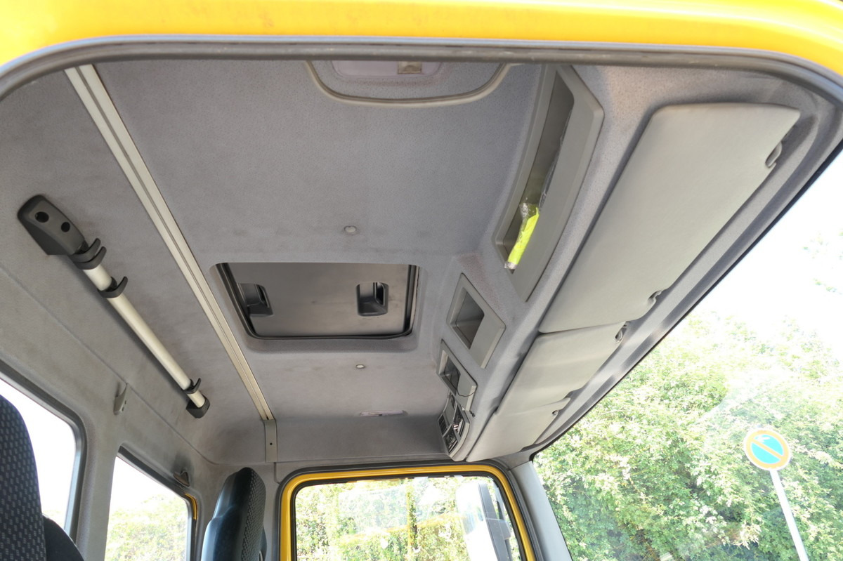 Camión portacontenedore/ Intercambiable MERCEDES-BENZ KAMAG WBH 25 Wiesel Terberg Umsetzfahrz. Sattelk: foto 9 Camión portacontenedore/ Intercambiable MERCEDES-BENZ KAMAG WBH 25 Wiesel Terberg Umsetzfahrz. Sattelk: foto 9