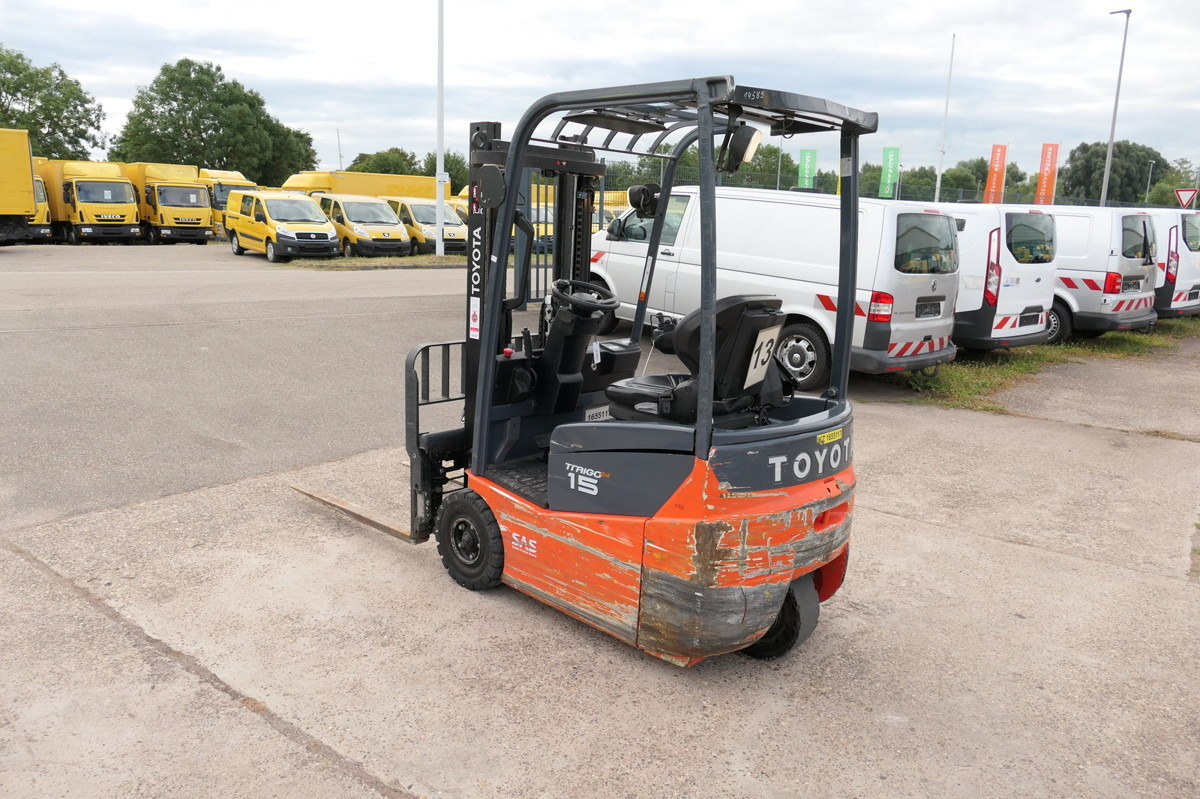 TOYOTA 7FBEST 15 Elektro Batterie 48/2021 3-Rad - Carretilla elevadora eléctrica: foto 4 TOYOTA 7FBEST 15 Elektro Batterie 48/2021 3-Rad - Carretilla elevadora eléctrica: foto 4