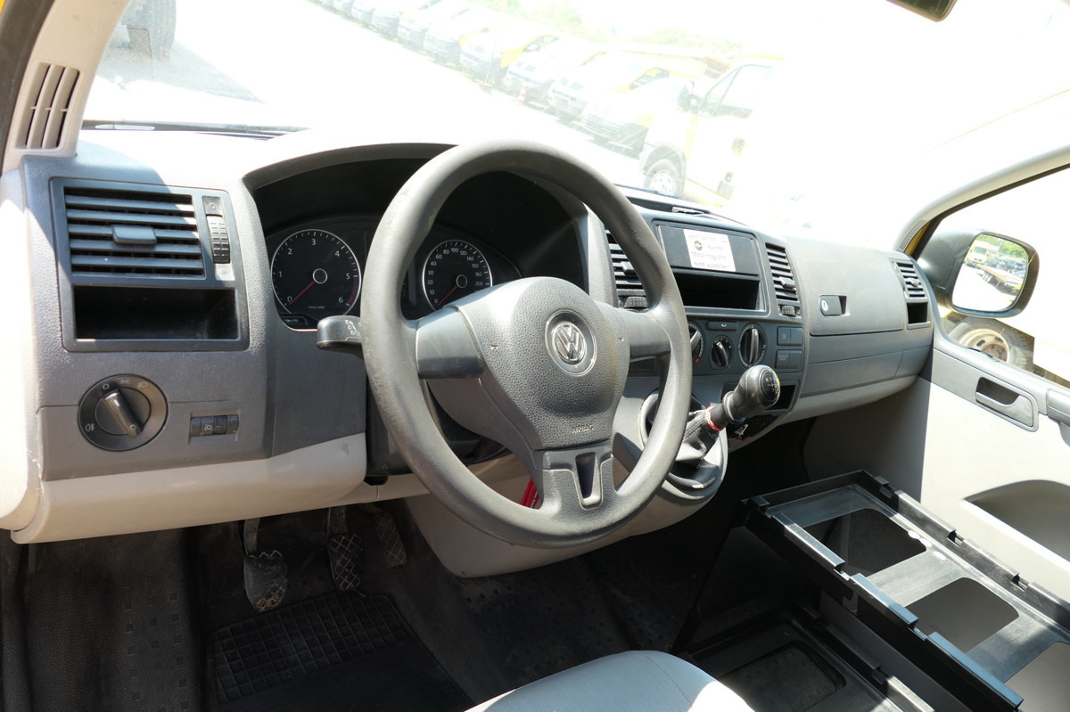 Foto del interior 2: Leasing de VW T5 Transporter 2.0 TDI EURO-5 CoC 2xSCHIEBETÜR P VW T5 Transporter 2.0 TDI EURO-5 CoC 2xSCHIEBETÜR P