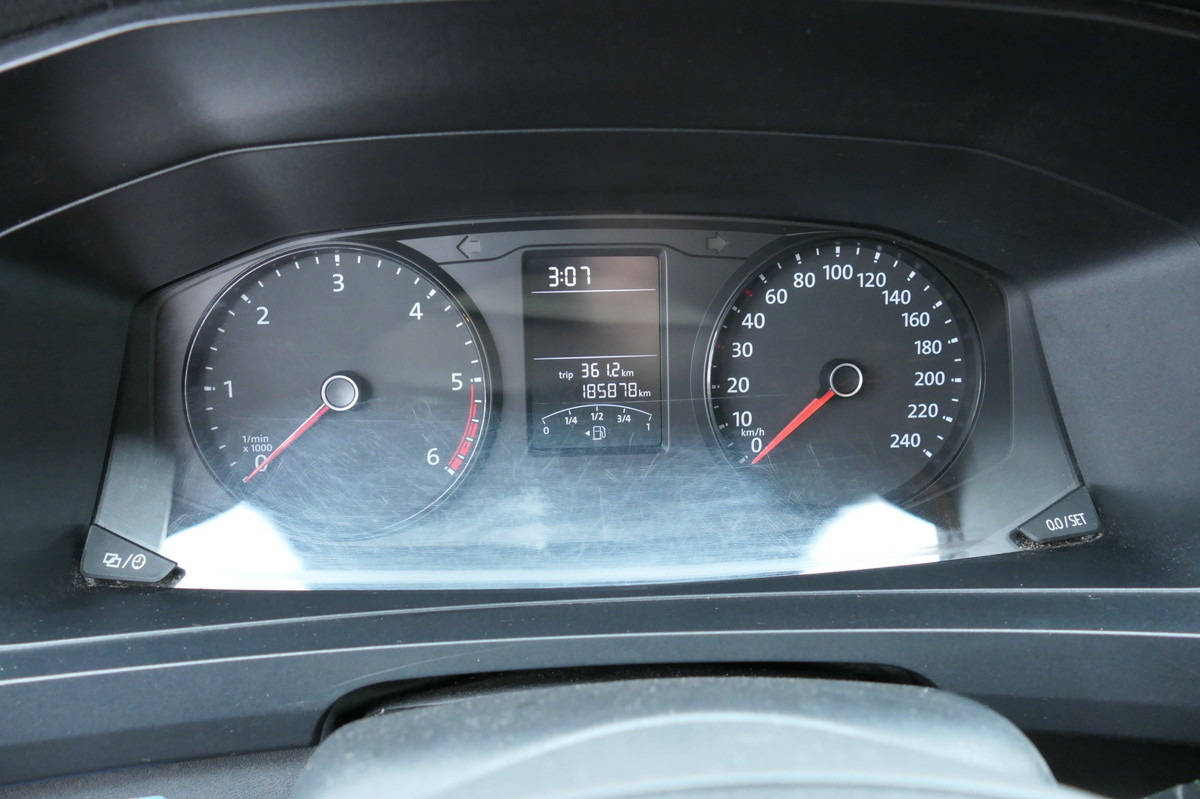 Furgoneta pequeña VW T6 Transporter 2.0 TDI 4Motion 3Sitzer KLIMA AHK: foto 14 Furgoneta pequeña VW T6 Transporter 2.0 TDI 4Motion 3Sitzer KLIMA AHK: foto 14