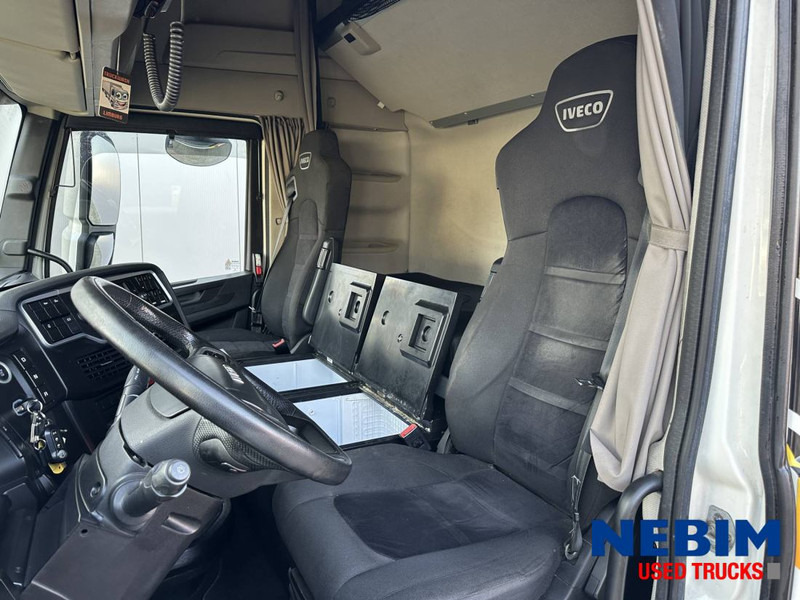 Iveco S-Way AS440S49T 4x2 - INTARDER - FULL AIR - Cabeza tractora: foto 3 Iveco S-Way AS440S49T 4x2 - INTARDER - FULL AIR - Cabeza tractora: foto 3