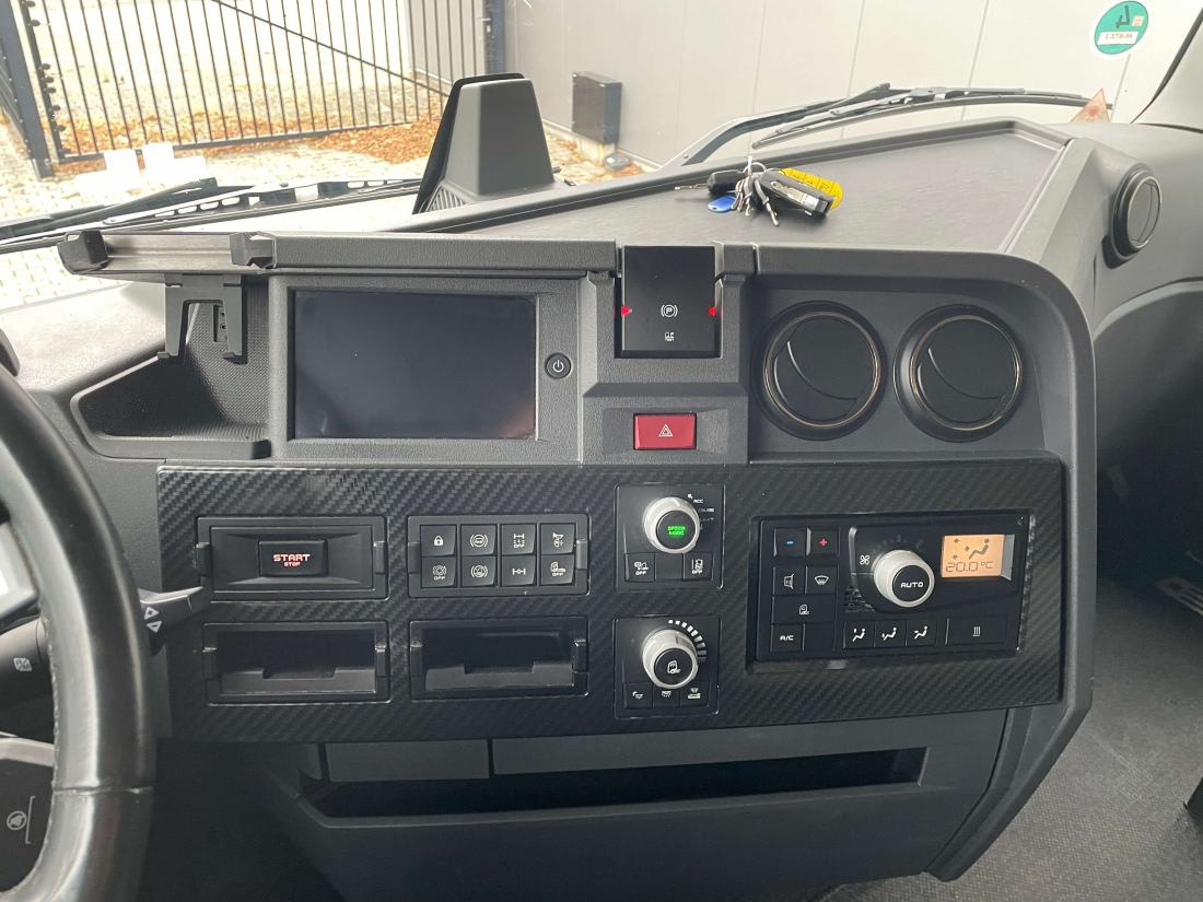 Renault T HIGH 520 4x2 new tacho - Parking Airco - Cabeza tractora: foto 4 Renault T HIGH 520 4x2 new tacho - Parking Airco - Cabeza tractora: foto 4