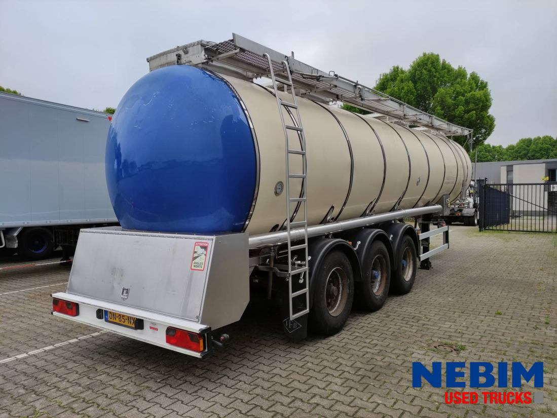 Feldbinder TSA 33.3-3 Unibloc pump electr - 3 comp. 8.000 / 2 2.500 / 3.000 Ltr. - Semirremolque cisterna: foto 2 Feldbinder TSA 33.3-3 Unibloc pump electr - 3 comp. 8.000 / 2 2.500 / 3.000 Ltr. - Semirremolque cisterna: foto 2