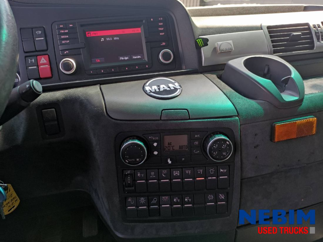 Camión chasis MAN TGX 26.480 6x2 - Intarder: foto 6