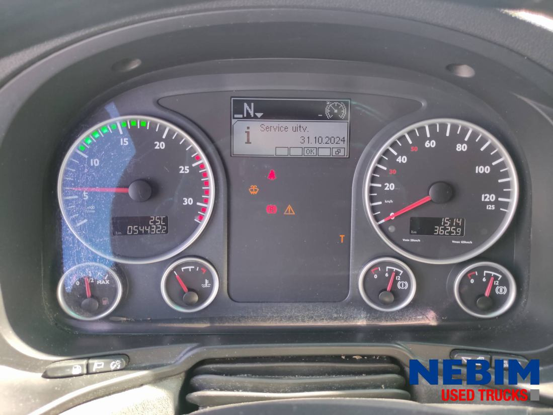 Camión chasis MAN TGX 26.480 6x2 - Intarder: foto 7