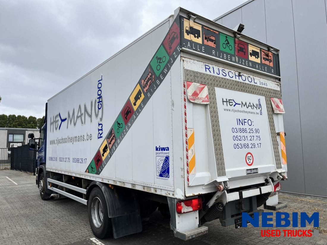 Camión caja cerrada Scania P270 343.938km - 3 front seats: foto 13