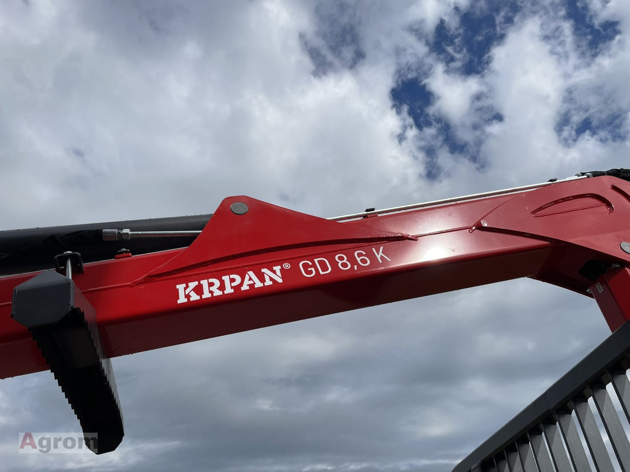 Remolque forestal nuevo Krpan GP 15 D + Kran 8,6 K: foto 10 Remolque forestal nuevo Krpan GP 15 D + Kran 8,6 K: foto 10