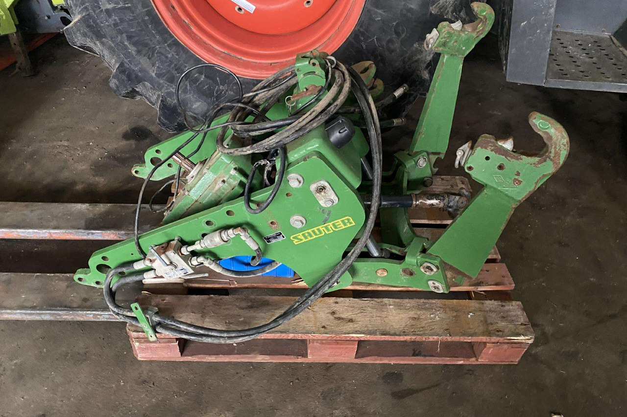 Valtra JOHN DEERE - Implemento para Maquinaria agrícola: foto 1 Valtra JOHN DEERE - Implemento para Maquinaria agrícola: foto 1