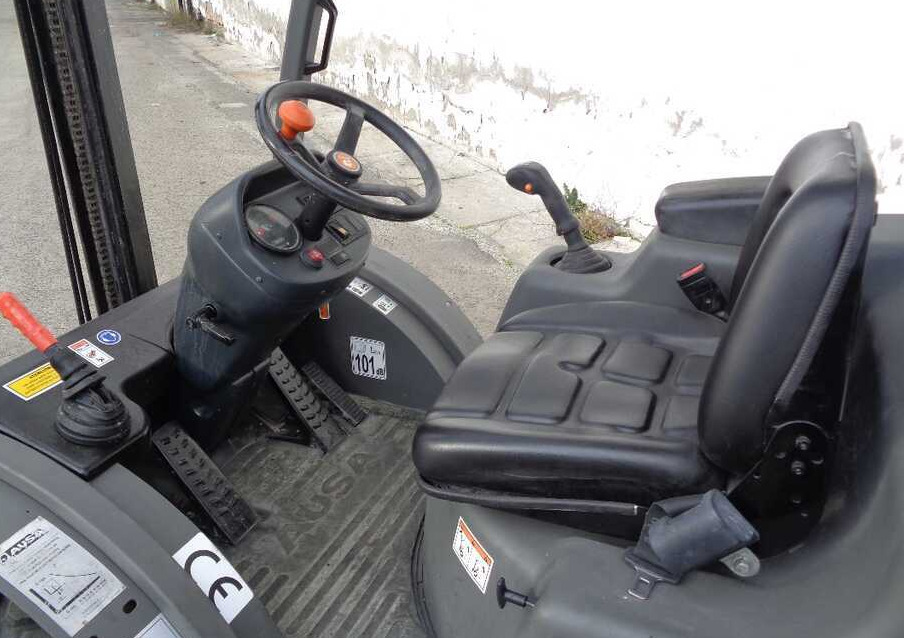 Ausa C 150 HX4 (3000 ore lavoro) - Carretilla todo terreno: foto 4 Ausa C 150 HX4 (3000 ore lavoro) - Carretilla todo terreno: foto 4