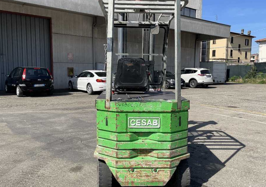 Cesab ECO/KL 250 (NO BATTERIA) - Carretilla elevadora eléctrica: foto 2 Cesab ECO/KL 250 (NO BATTERIA) - Carretilla elevadora eléctrica: foto 2