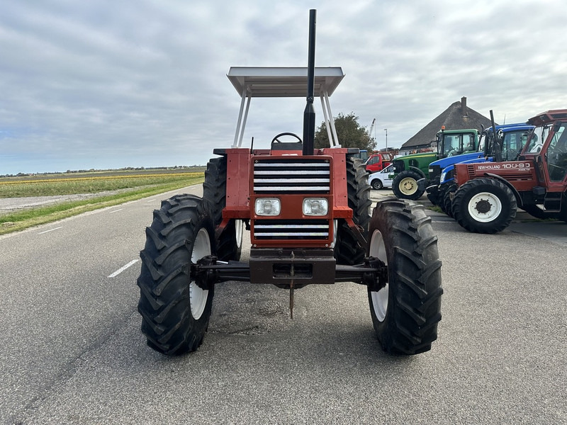 Fiat 100-90 DT - Tractor: foto 2 Fiat 100-90 DT - Tractor: foto 2