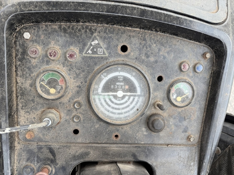 John Deere 2130 - Tractor: foto 5 John Deere 2130 - Tractor: foto 5