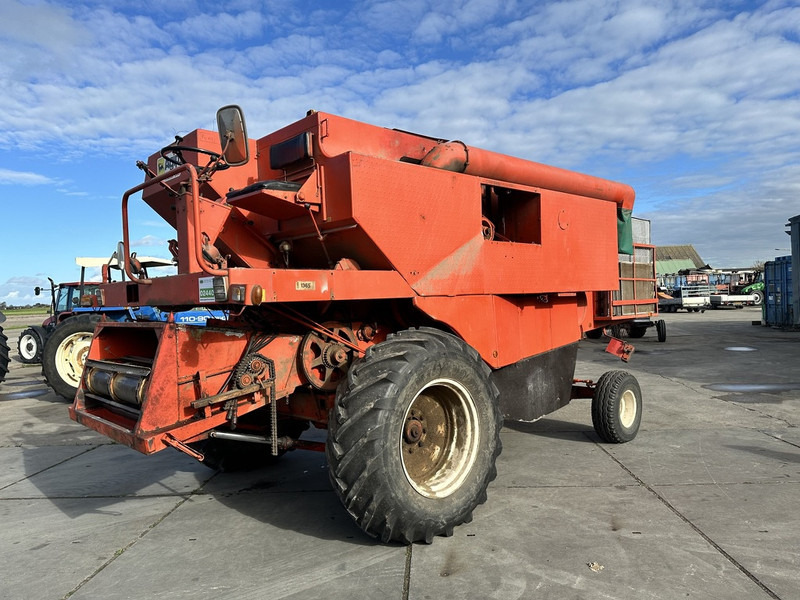 Laverda M150 - Cosechadora de granos: foto 1 Laverda M150 - Cosechadora de granos: foto 1