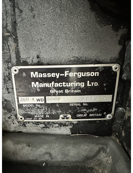 Tractor Massey Ferguson 390: foto 7 Tractor Massey Ferguson 390: foto 7