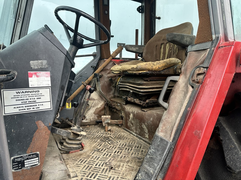 Massey Ferguson 690 - Tractor: foto 4 Massey Ferguson 690 - Tractor: foto 4