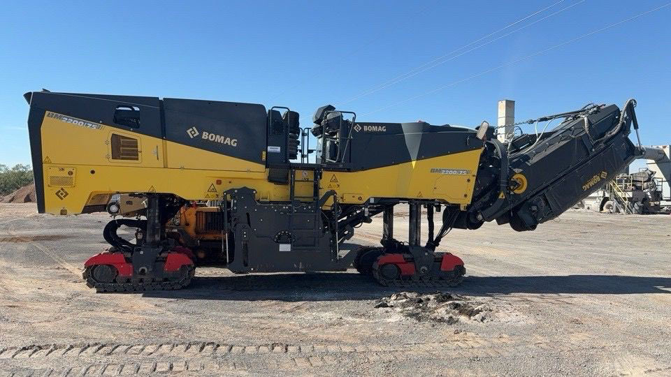 Bomag BM 2200/75 - Fresadora en frío: foto 2 Bomag BM 2200/75 - Fresadora en frío: foto 2