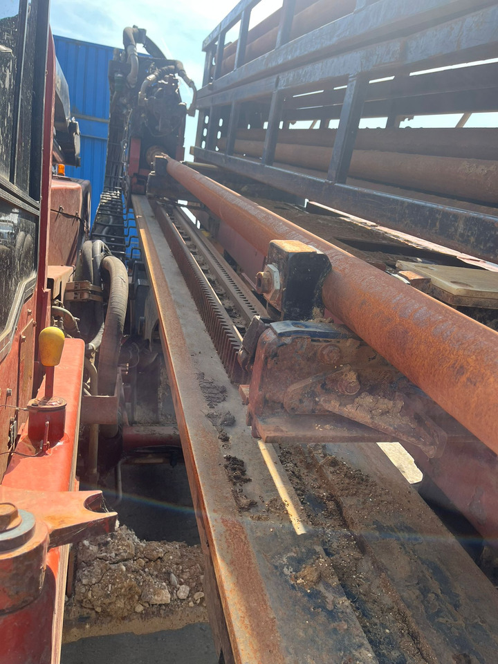 Ditch Witch JT100 Mach 1 - Perforadora direccional horizontal: foto 5 Ditch Witch JT100 Mach 1 - Perforadora direccional horizontal: foto 5