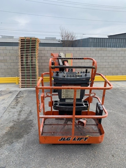 JLG E300AJP - Cargadora de ruedas telescópica: foto 5 JLG E300AJP - Cargadora de ruedas telescópica: foto 5