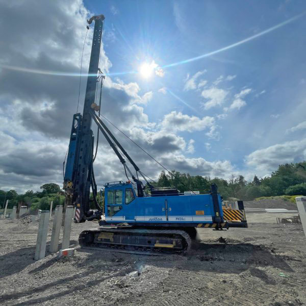 Junttan PM-20LC - Martillo de hinca de pilotes: foto 2 Junttan PM-20LC - Martillo de hinca de pilotes: foto 2