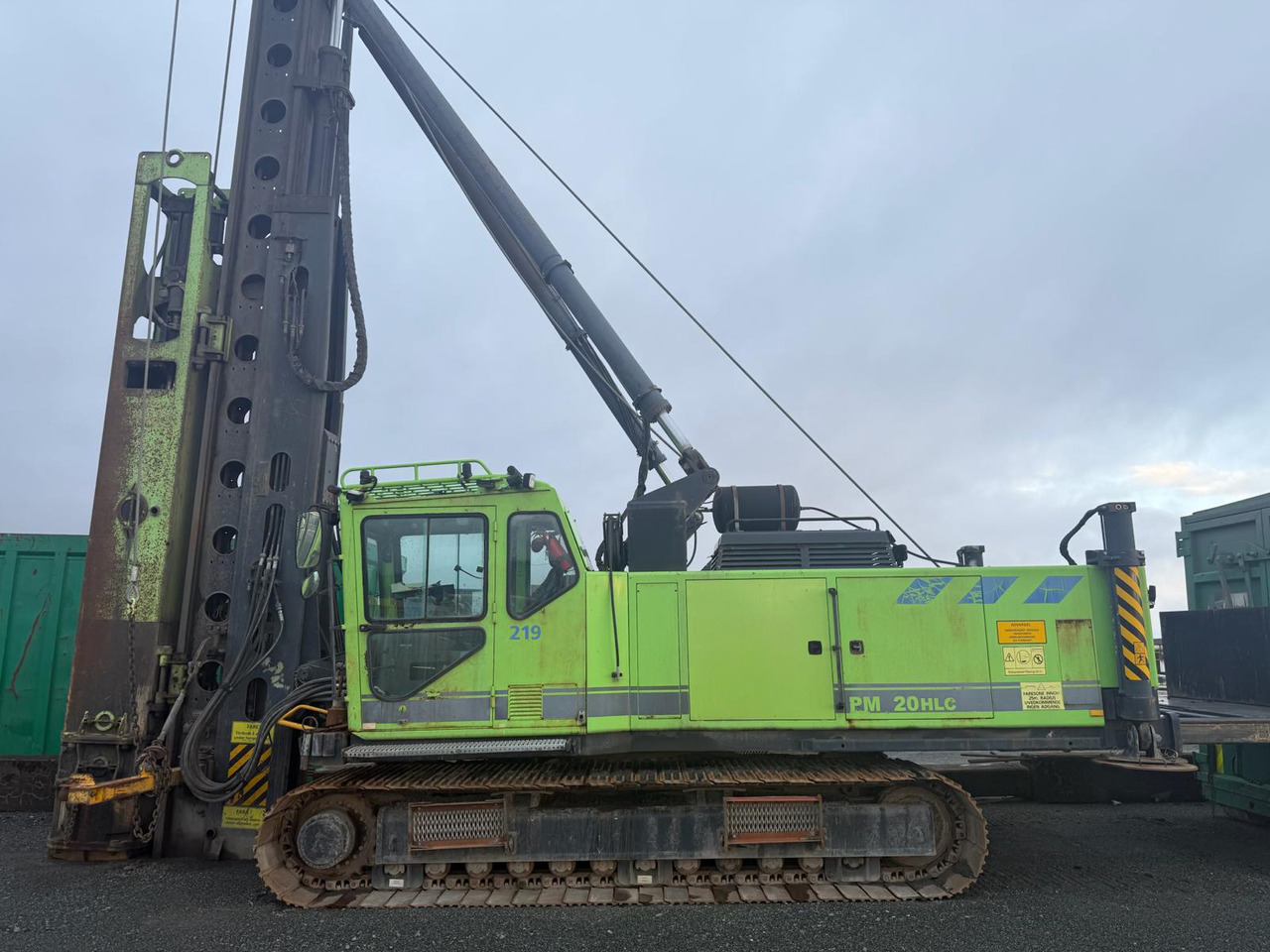 Junttan PM20LC - Martillo de hinca de pilotes: foto 1 Junttan PM20LC - Martillo de hinca de pilotes: foto 1