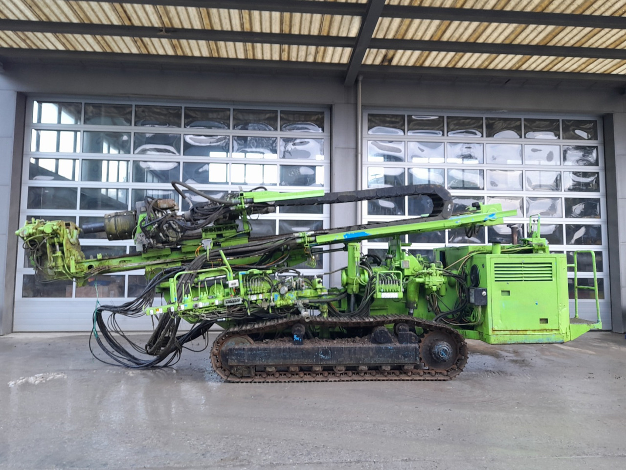 Klemm KR 806-3 - Martillo de hinca de pilotes: foto 2 Klemm KR 806-3 - Martillo de hinca de pilotes: foto 2