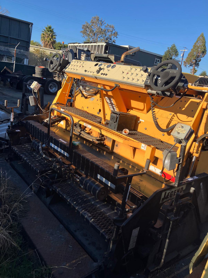 Leeboy 8515 - Pavimentadora de asfalto: foto 4 Leeboy 8515 - Pavimentadora de asfalto: foto 4