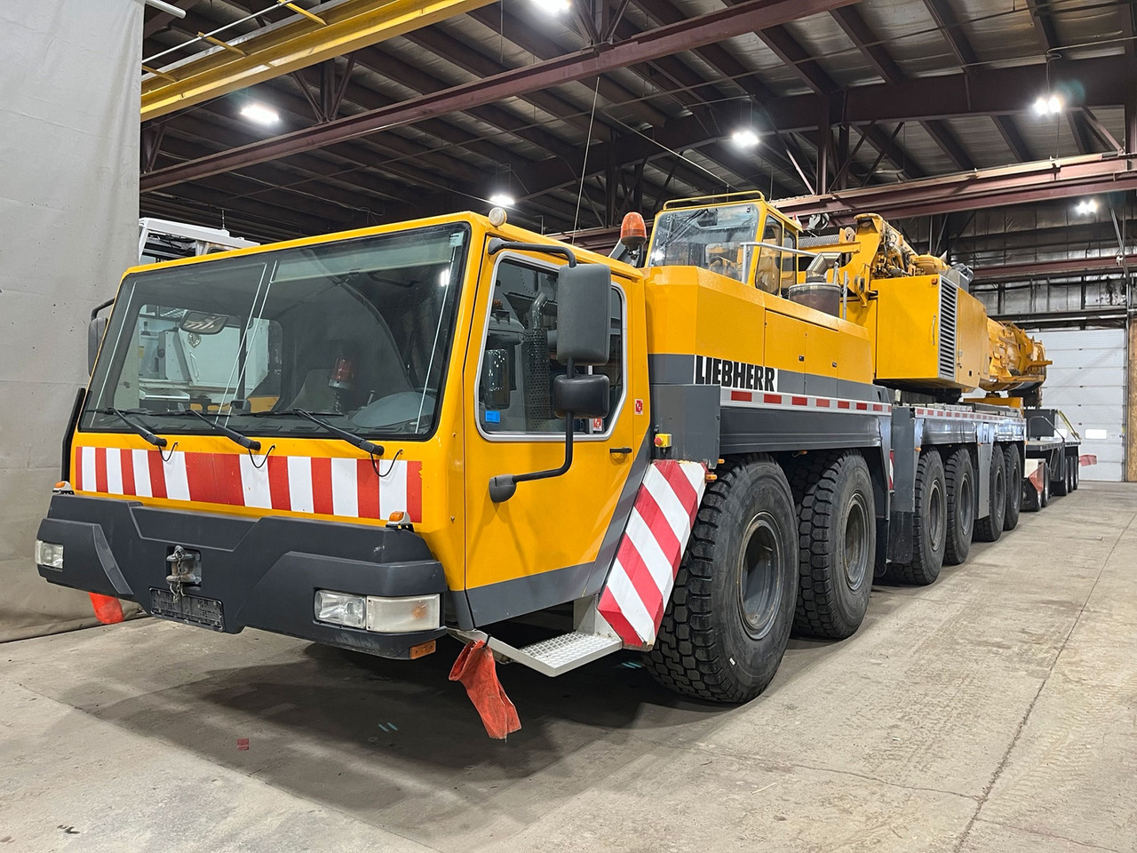 Liebherr LTM 1300-6.1 - Autogrúa: foto 1 Liebherr LTM 1300-6.1 - Autogrúa: foto 1