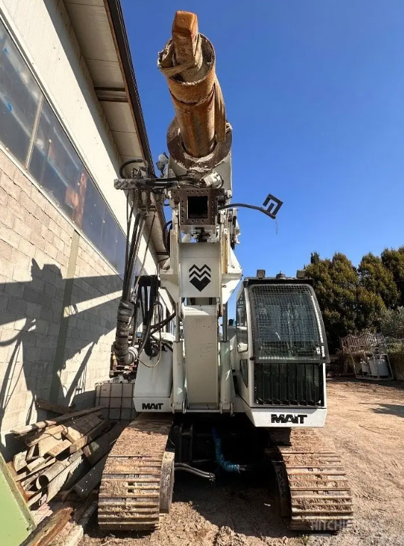 MAIT HR120 - Martillo de hinca de pilotes: foto 1 MAIT HR120 - Martillo de hinca de pilotes: foto 1