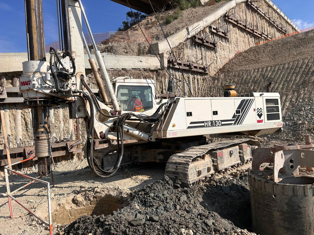 MAIT HR130 - Martillo de hinca de pilotes: foto 2 MAIT HR130 - Martillo de hinca de pilotes: foto 2