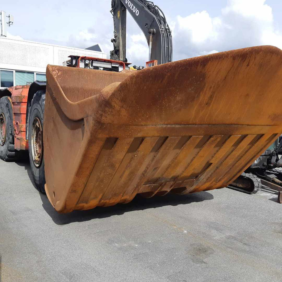 Sandvik LH517 - Maquinaria para minería: foto 2 Sandvik LH517 - Maquinaria para minería: foto 2