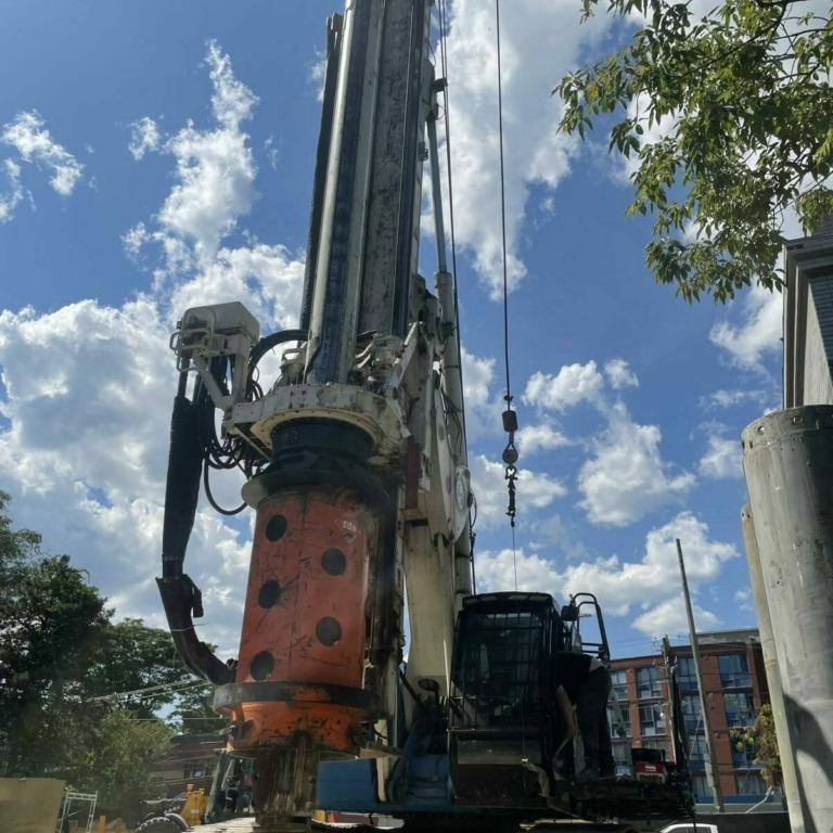 Soilmec SR-75 - Martillo de hinca de pilotes: foto 5 Soilmec SR-75 - Martillo de hinca de pilotes: foto 5