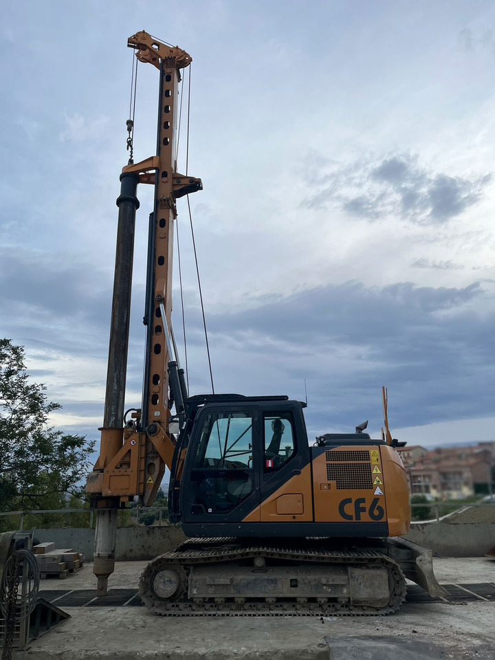 Tescar CF6 - Martillo de hinca de pilotes: foto 4 Tescar CF6 - Martillo de hinca de pilotes: foto 4