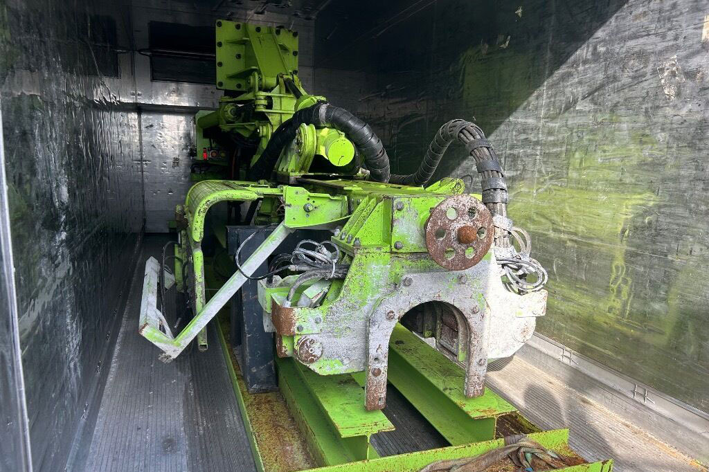 Martillo de hinca de pilotes Volvo EC300enl: foto 7 Martillo de hinca de pilotes Volvo EC300enl: foto 7