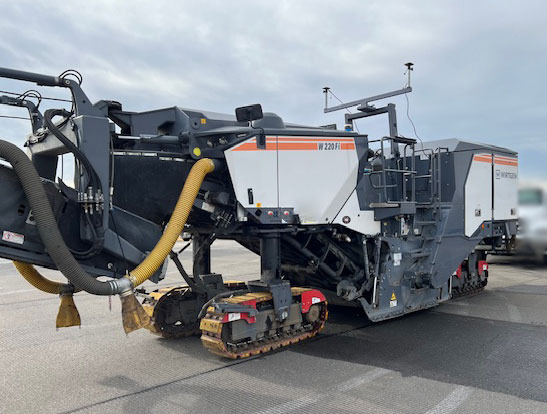 Wirtgen W 220 Fi - Fresadora en frío: foto 2 Wirtgen W 220 Fi - Fresadora en frío: foto 2
