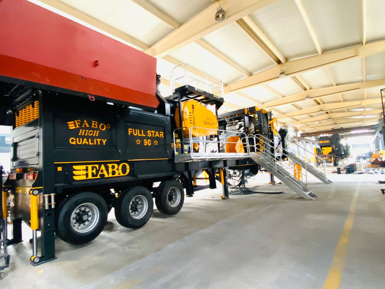 Trituradora móvil nuevo FABO Mobile crusher: foto 7 Trituradora móvil nuevo FABO Mobile crusher: foto 7