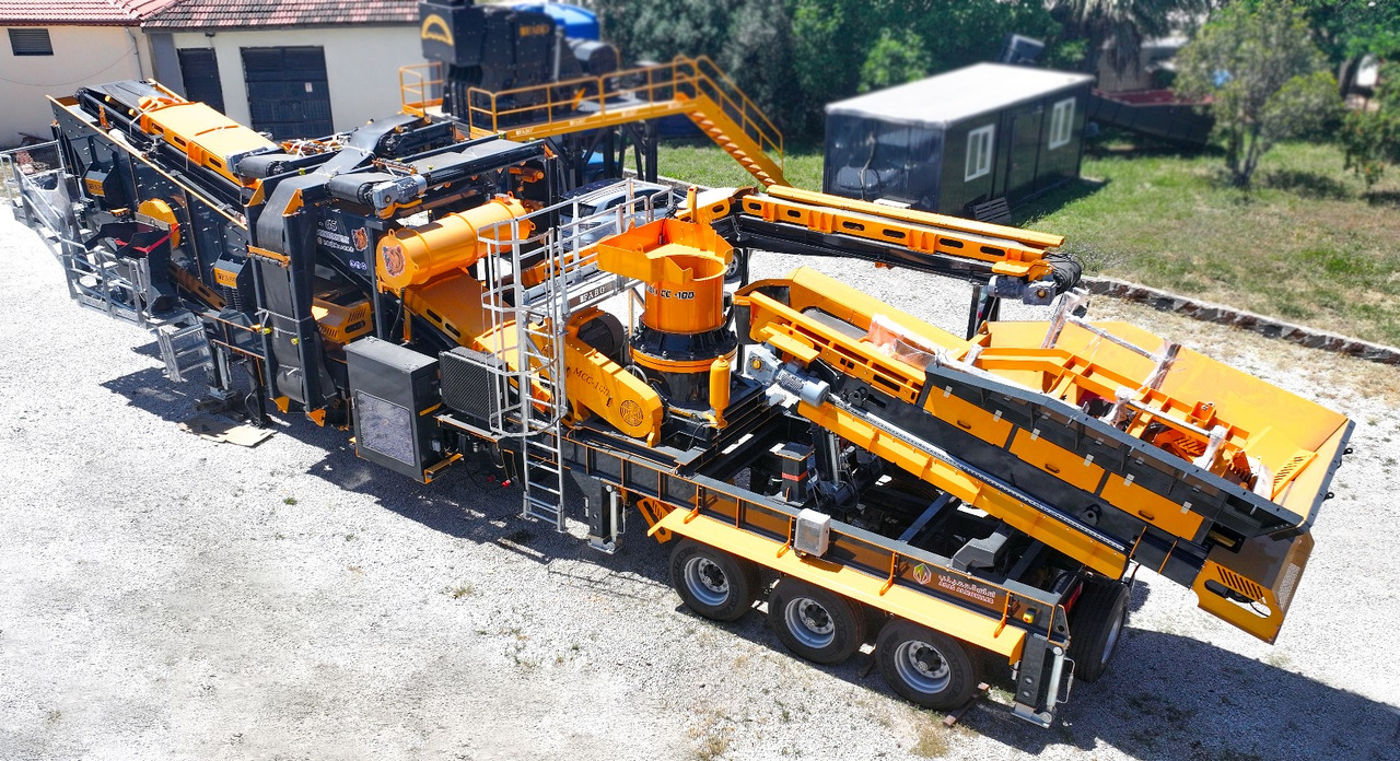 FABO mobile jaw crusher - Trituradora de mandíbula: foto 1 FABO mobile jaw crusher - Trituradora de mandíbula: foto 1