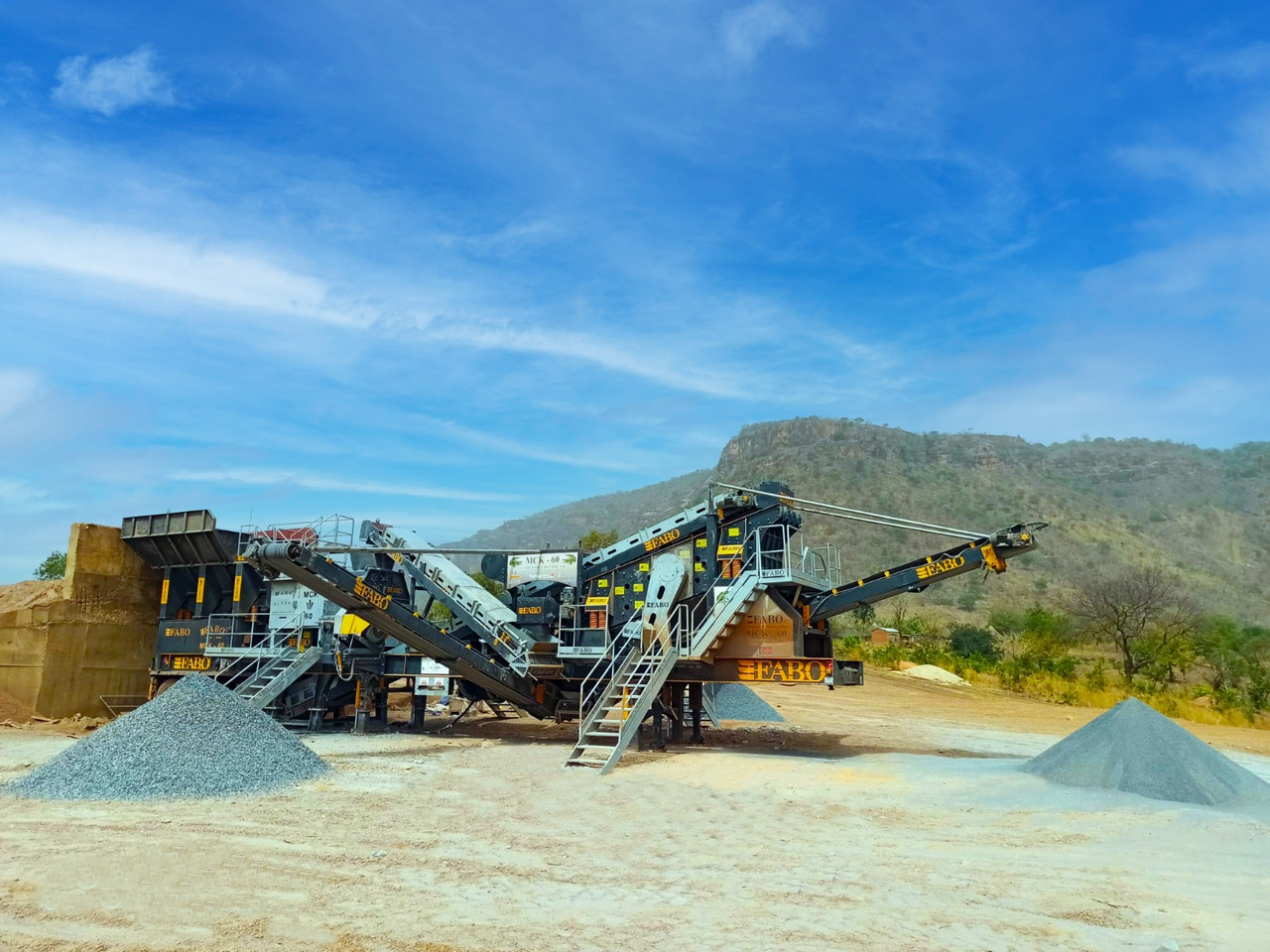 FABO mobile jaw crusher - Trituradora de mandíbula: foto 2 FABO mobile jaw crusher - Trituradora de mandíbula: foto 2