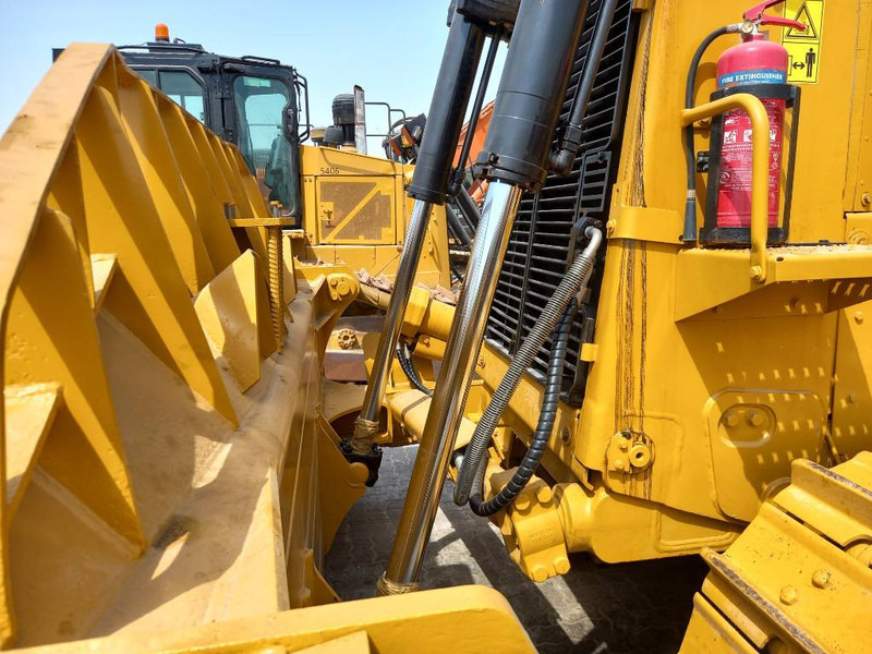Bulldozer Cat D8R (Abu Dhabi): foto 10
