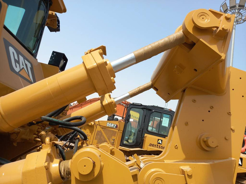 Bulldozer Cat D8R (Abu Dhabi): foto 15