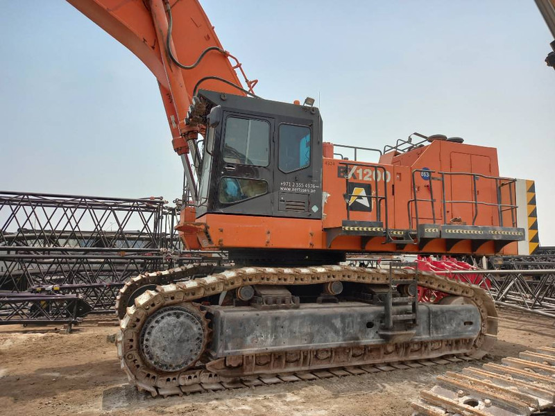 Hitachi EX1200-6 LR 28m (Abu Dhabi) - Excavadora: foto 3 Hitachi EX1200-6 LR 28m (Abu Dhabi) - Excavadora: foto 3
