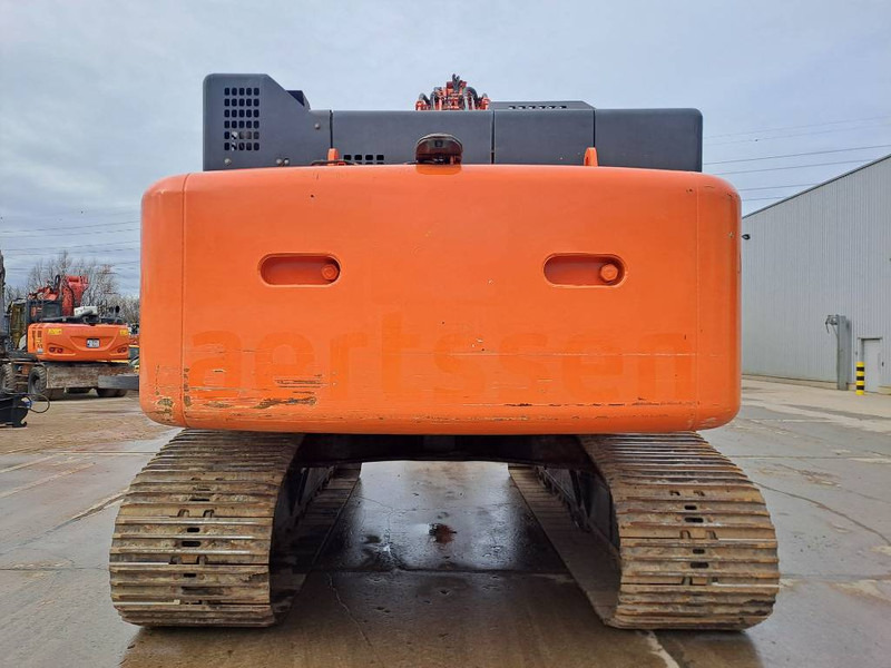 Hitachi ZX490LCH-6 (with lift cabin) - Excavadora de cadenas: foto 4 Hitachi ZX490LCH-6 (with lift cabin) - Excavadora de cadenas: foto 4