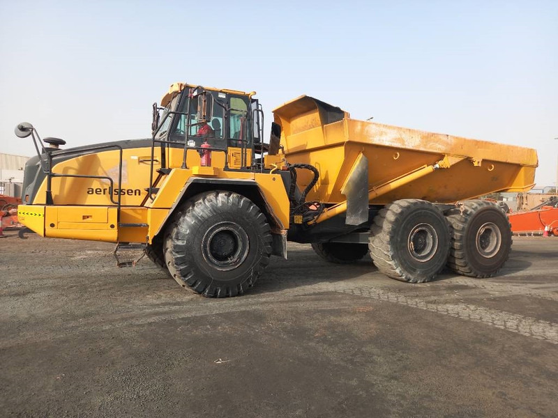 Komatsu HM400-3R (4 pcs available in Abu Dhabi) - Dúmper articulado: foto 2 Komatsu HM400-3R (4 pcs available in Abu Dhabi) - Dúmper articulado: foto 2
