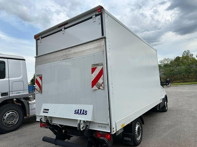 Iveco 35S16 - Furgoneta caja cerrada: foto 3 Iveco 35S16 - Furgoneta caja cerrada: foto 3