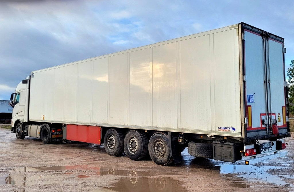 Volvo FH460 + refrigerated semi-trailer - Cabeza tractora: foto 4 Volvo FH460 + refrigerated semi-trailer - Cabeza tractora: foto 4