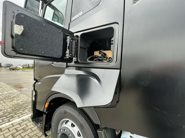 IVECO S-Way AS440S49T/P-AF4T COMFORT AERO PREMIUM LED... - Cabeza tractora: foto 3 IVECO S-Way AS440S49T/P-AF4T COMFORT AERO PREMIUM LED... - Cabeza tractora: foto 3
